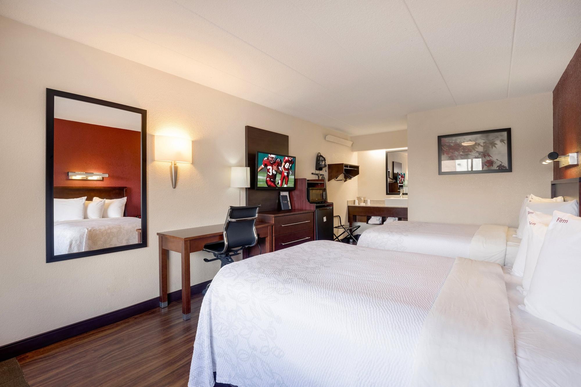 Готель Super 8 By Wyndham Deerfield - Northbrook Екстер'єр фото